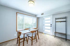 New One Bedroom B&B Walking Distance to Downtown Dundee! - Image 5