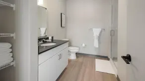 Landing Furnished Apartments Harborside - Memphis - Image 5