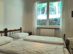 Casa de vacaciones en un lugar soleado y tranquilo con una vista panorámica fantástica - Image 5