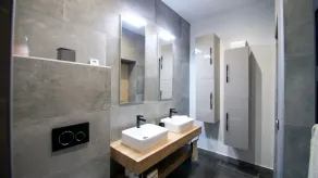 SUPERBE MAISON 6 ch, 4 sdb, terrasses et billard - Image 2