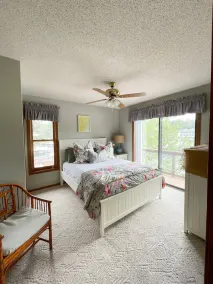 Quiet retreat, Deep Calm water. NOTE: NIGHTLY RATE INCLUDES FEES - Image 5