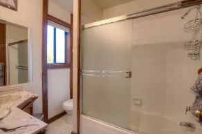 Inclining View home - Image 3