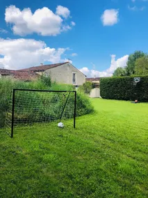 Gite Cerisier - sleeps 5 - Pool, Summer House, Games Barn & playhouse - Image 2