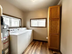 Cozy Modern Northwoods Getaway - Image 3
