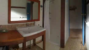 Blenheim Beach House - 3 mins from the door and the sands are between your toes - Image 3