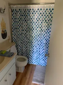 Pet Friendly 2 bedroom Sunny Peaceful Townhome - Image 4