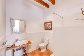 Casa di campagna con Wi-Fi, piscina, terrazza e aria condizionata; parcheggio disponibile - Image 4