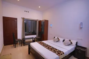 3 Bedroom Cottage - Image 4