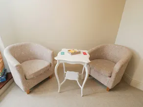 GRANGE COTTAGE, family friendly, with open fire in Minchinhampton - Image 3