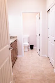 Brand New 2 Bedroom, 2 Bath Condo with pool and gym - Image 2