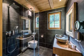 Berggold Chalet - LA SOA Chalets & Event Lodge - Image 2