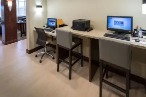Suite with Pool |  Business Essentials - Image 4