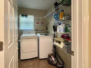 The perfect retreat!  Tucked away on a private lane, 15min to downtown Fairhope. - Image 3