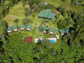 Tupa Lodge selva y río  - Image 3