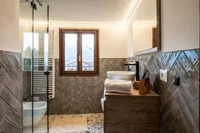 Modern apartment in Gravedona - Larihome A14 - Image 2