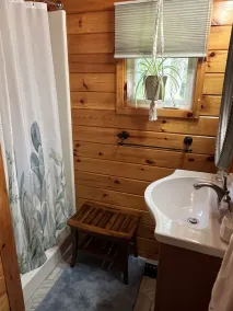 “The Cottage” is in a private lake community 15 mins. from Mountain Creek Resort - Image 4
