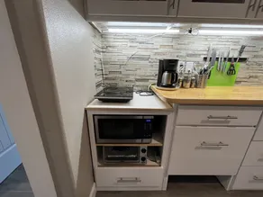 Green River: Cozy 4 Bedroom guest quarters - Image 5