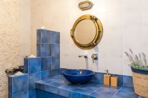 Kalliston, Romantic Villa with Amazing Sea View - Image 3