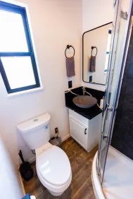 Grand Canyon Stargazing Off-Grid Tiny Home - Image 2