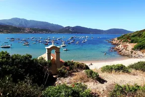 Apartment F3, 90m2, sea and mountain view + garden - Image 2