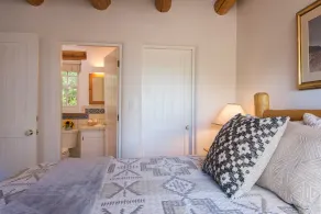 Authenitisk Santa Fe Casita ~ Gå til centrum, Kiva Pejse og udsigt over bjergene - Image 5