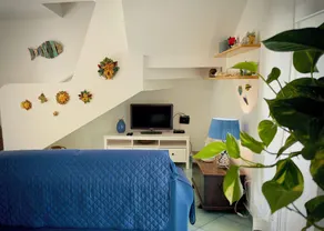Seaside Villa with private garden - Image 3