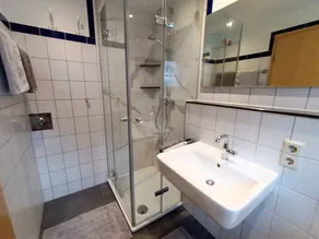 Apartamento con 2 dormitorios para 8 personas - Image 2