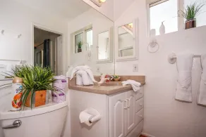Bayview Condo - Condo is cozy and a great location for kayaking and paddle boarding! - Image 2