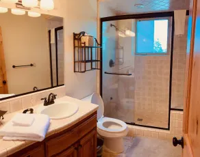 Luxury Custom Home w/ Views, Game Room, Jacuzzi, Close to Hiking/Biking Trails - Image 5