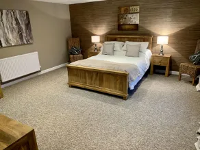The Stables, Lovely Country Apartment in a Converted Barn - Image 3