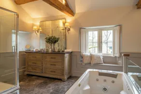 HULLS HOUSE, family friendly, with open fire in Chipping Campden - Image 2