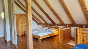 Bright holiday home in a clearing - Image 5