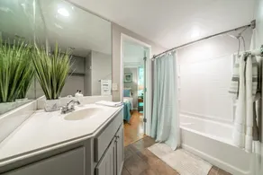 Terrific home for a getaway! - Image 3