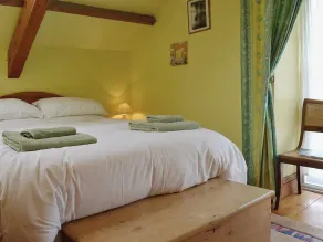 4 bedroom accommodation in Ford, near Bideford - Image 3