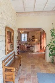 Hervorragendes komfortables Bauernhaus in einem kleinen Dorf vor den Toren von Uzès - Image 4
