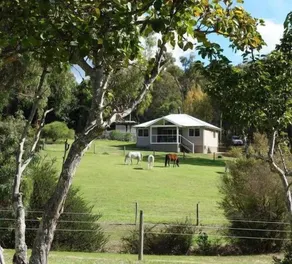 Hillborne Cottage Perth Hills - Image 5