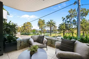 Brand new 1 bedroom opposite Long Reef Golf Club - Image 4
