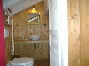 De Luxe T3 Chalet de Charme sur les pistes à Montgenèvre - Image 4
