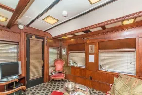 1894 Private Pullman Palace Ca 1 Bedroom Apts by Redawning - Image 2