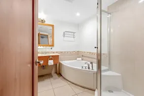 Del Mar Studio | located at the Condado Lagoon Villas building in Condado - Image 2