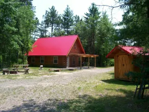 Rote Dachkabine - Rustikale Blockhütte im Wald! - Image 5