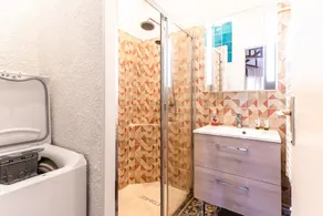 Holiday Home 'Maisonnette Biscarosse' with Private Terrace and Wi-Fi - Image 5