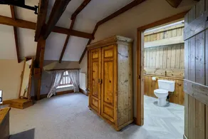 Host & Stay - The Grainary - Image 3