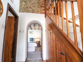 Coach Cottage - Image 2