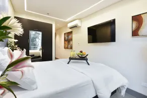 Luxury Room with view - Image 5