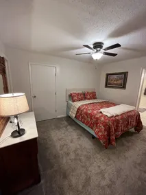Minutes from the Illinois River, Welcome to Native Springs! - Image 4