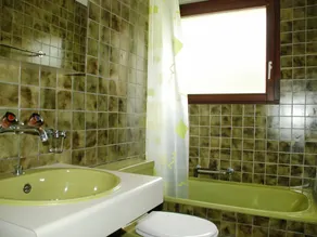 Bellissimo appartamento con piscina, WIFI, TV, balcone, animali ammessi e vista panoramica - Image 2