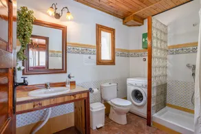 Charmantes Ferienhaus \"Las Olivas\" mit Balkon, Pool & WiFi; Parkplatz vorhanden - Image 2