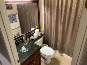 Orlando 4 BR Home Centrally Located on Dead End St - Image 3