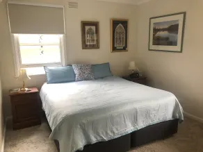 9 Bird Avenue - Image 5